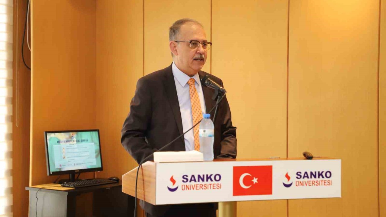 SANKO Üniversitesinde "Ameliyathanede güvenli cerrahi" konferansı düzenlendi