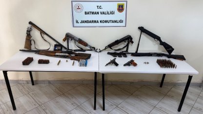 Sason’da kaçak silahlar ele geçirildi, 2 kişi tutuklandı