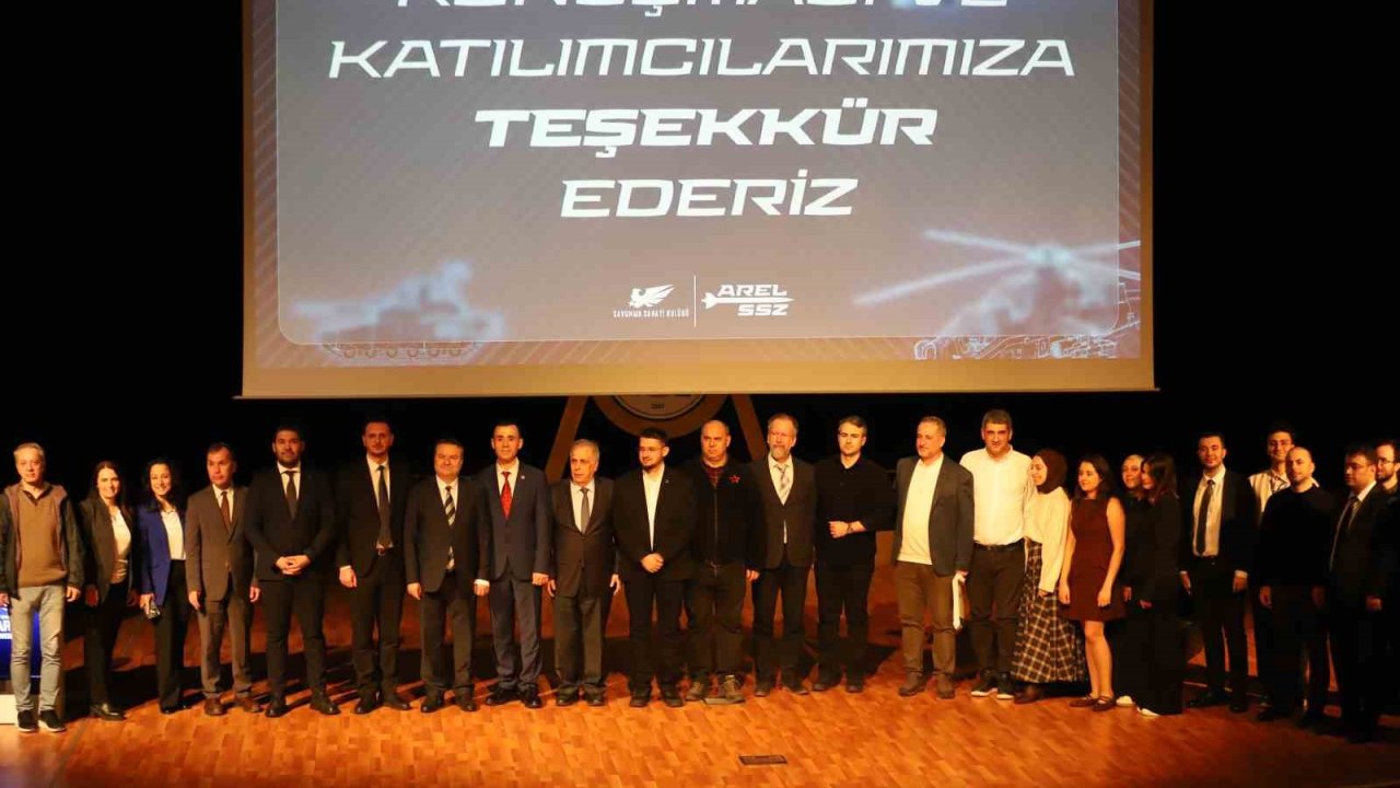 Savunma sanayii temsilcileri, Arel Üniversitesi’ndeki zirvede bir araya geldi