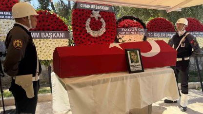 Şehit polisin cenazesinde gözyaşları sel oldu