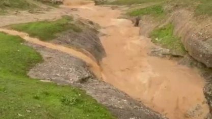Siirt’te dolu yağışı etkili oldu, bahçeler zarar gördü