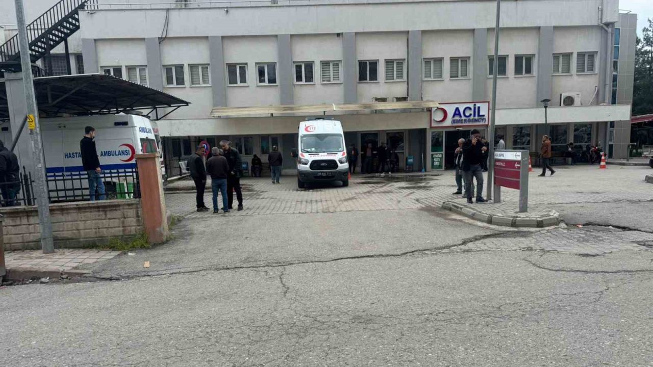 Siirt’te küçük çocuk süs havuzunda boğulma tehlikesi geçirdi