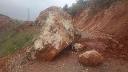 Siirt’te sel ve heyelanlar nedeniyle kapalı olan 70 köy yolu ulaşıma açıldı