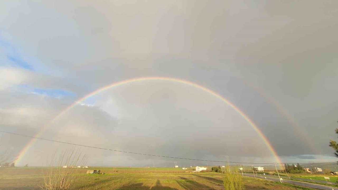Siirt’te yağmur sonrası oluşan gökkuşağı mest etti