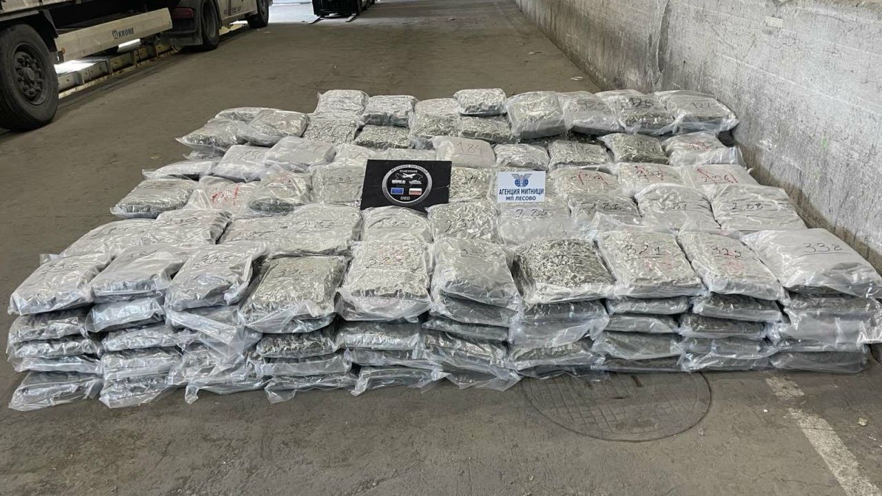 Sınırda dev operasyon: Çamaşır makinesine gizlenmiş 363 kilo eroin ele geçirildi