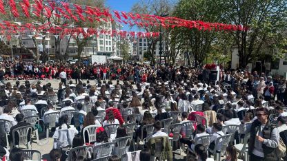 Sinop’ta maarifin kalbinde çocuk: 500 öğrenciden Türk marşları