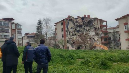 Site için riskli yapı kararı: Dönüşüm süreci başladı