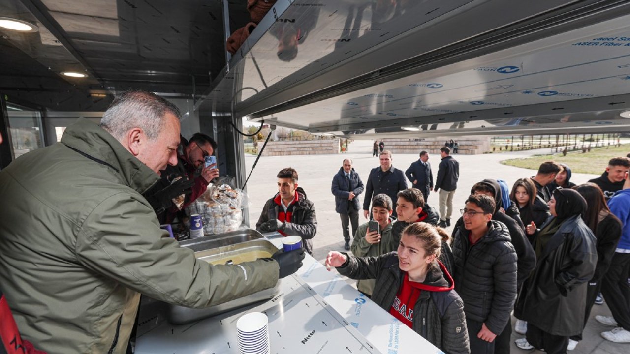 Sivas Belediyesi’nden öğrencilere beslenme desteği