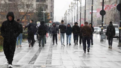 Sivas’ta kış geri döndü