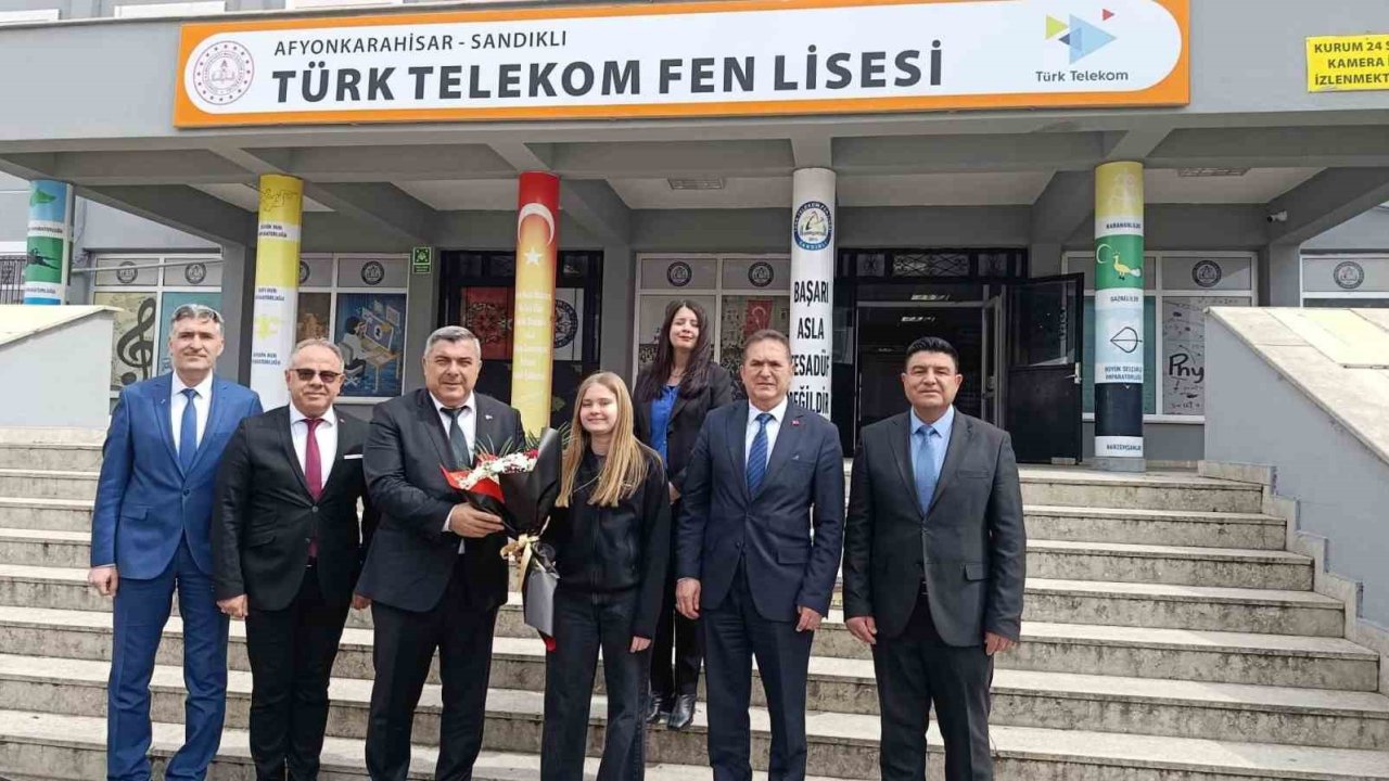 Sünnetci, YKS adayı gençlere öğütler verdi