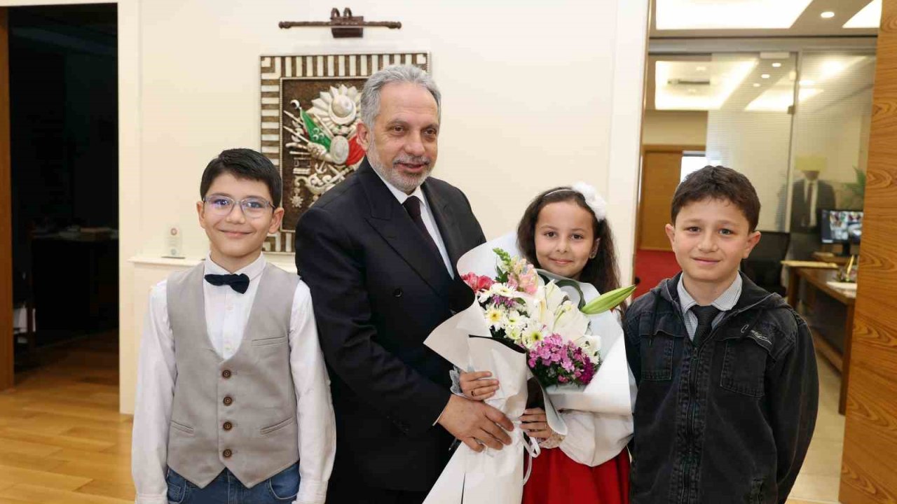 Talas’ta küçük başkan büyük mesajlar verdi