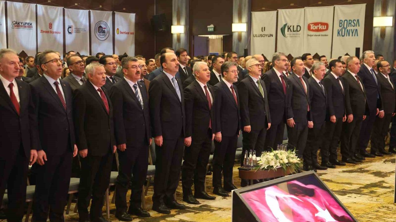 Tarım ve Orman Bakanı Yumaklı: "Sağlıklı ve güvenilir gıdaya giden yolda bütün süreçleri etkin politikalarımızla yöneteceğiz"