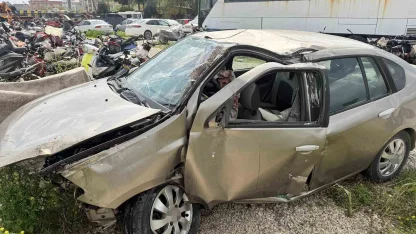 Tarsus’ta feci kaza: 2 ölü, 2 yaralı