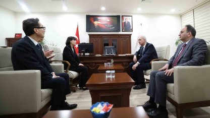 TBMM Başkanı Kurtulmuş, Koreli milletvekilini tedavi gördüğü hastanede ziyaret etti