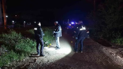 Telefon alışverişinden kalan 24 bin TL alacaklarını almaya giden kardeşler mermilerin hedefi oldu