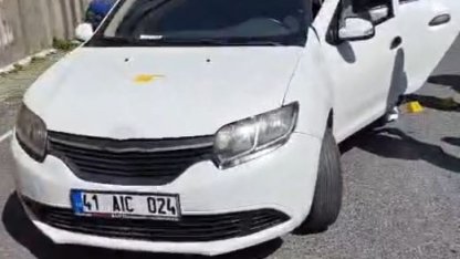 Teröristlerin kiraladığı otomobil polis ekipleri tarafından inceleniyor