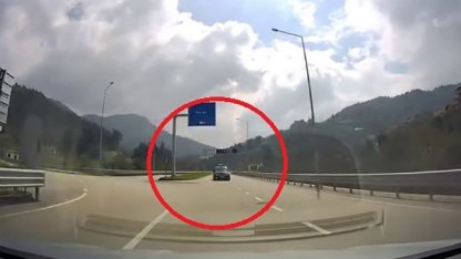 Ters yönden gelen araç faciayı böyle teğet geçti