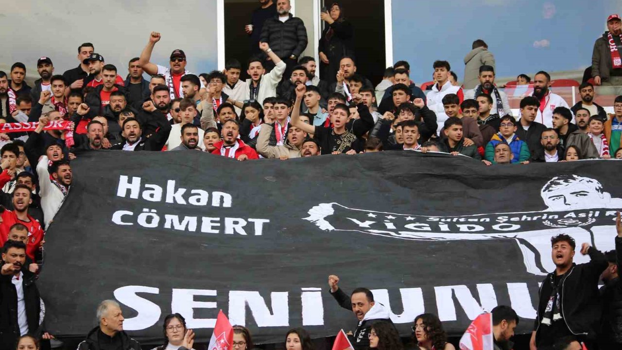 Trendyol 1. Lig: Özbelsan Sivasspor: 1 - Esenler Erokspor: 3