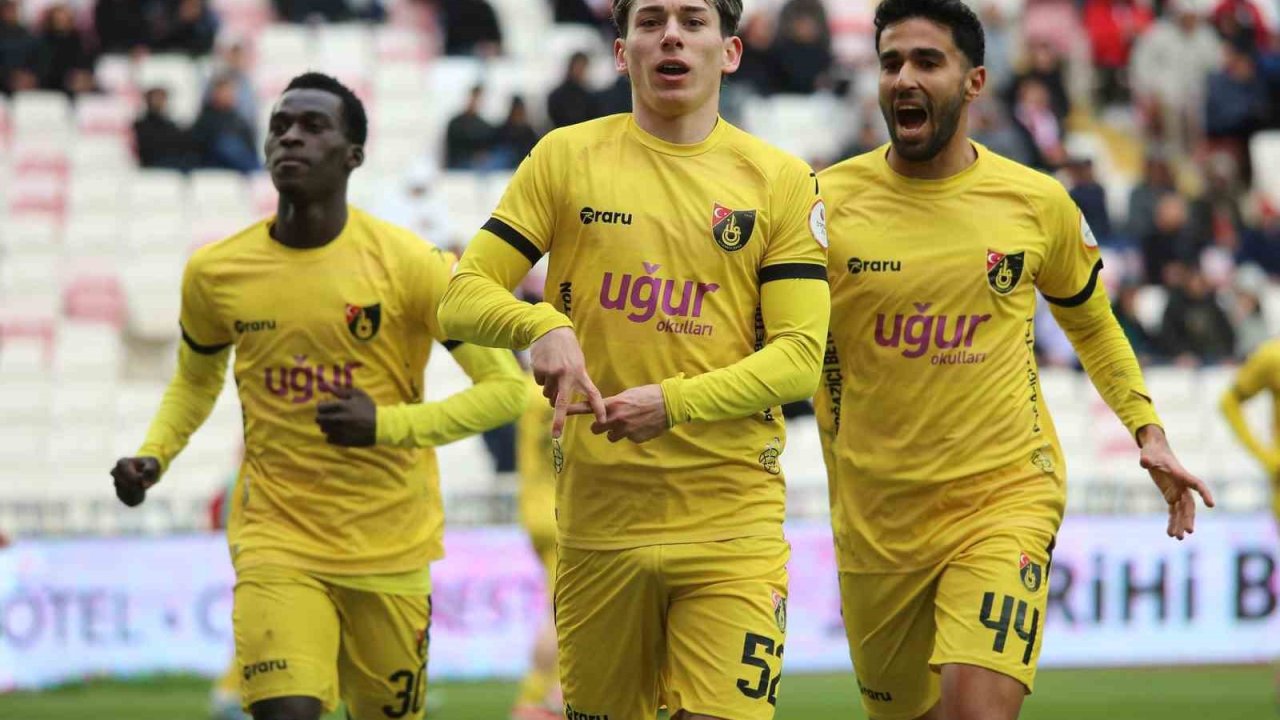 Trendyol 1. Lig: Özbelsan Sivasspor: 1 - İstanbulspor: 3