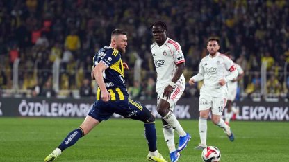 Trendyol Süper Lig: Fenerbahçe: 0 - Beşiktaş: 0 (İlk yarı)