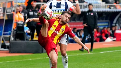 Trendyol Süper Lig: Kasımpaşa: 1 - Kayserispor: 0 (İlk yarı)