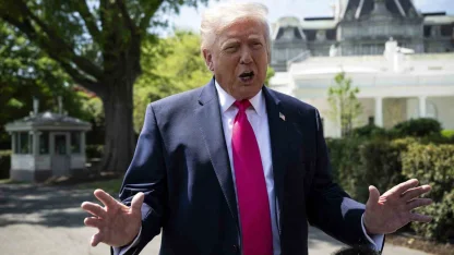 Trump: "İran, Hürmüz Boğazı’nı bir daha asla kapatmamayı kabul etti"