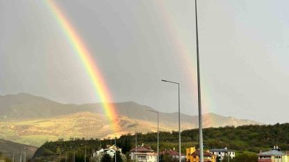 Tunceli’de gökkuşağı görsel şölen sundu