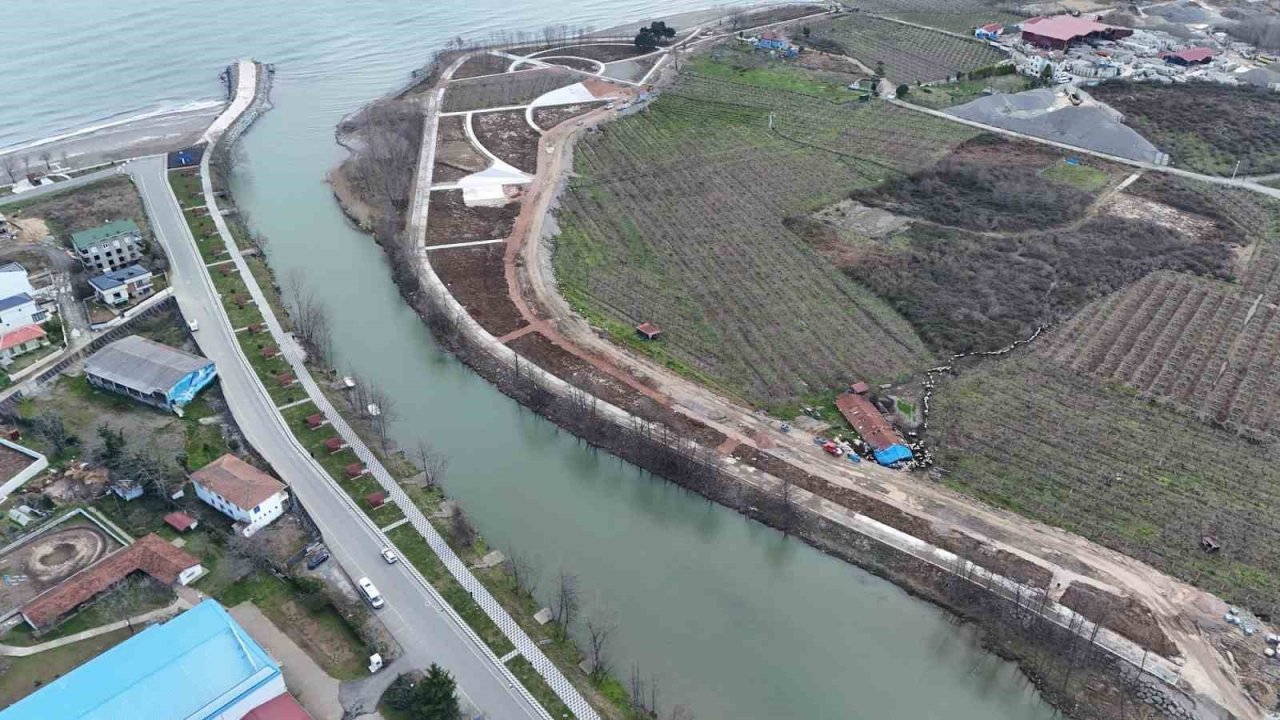 Turnasuyu Kordon Park, yaya köprüsüyle bütünleşecek