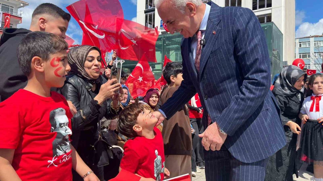 Ümraniye’de 23 Nisan coşkusu yaşandı