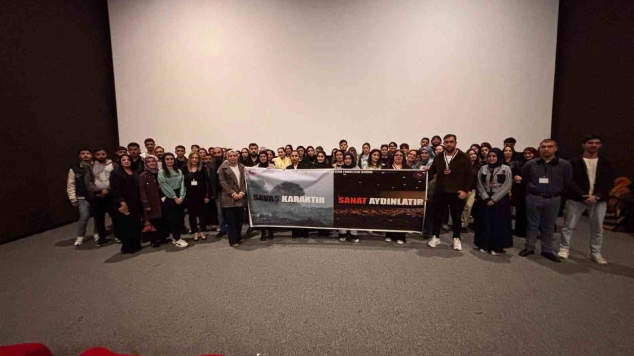 Üniversite öğrencilerinden barış temalı sosyal sorumluluk projesi