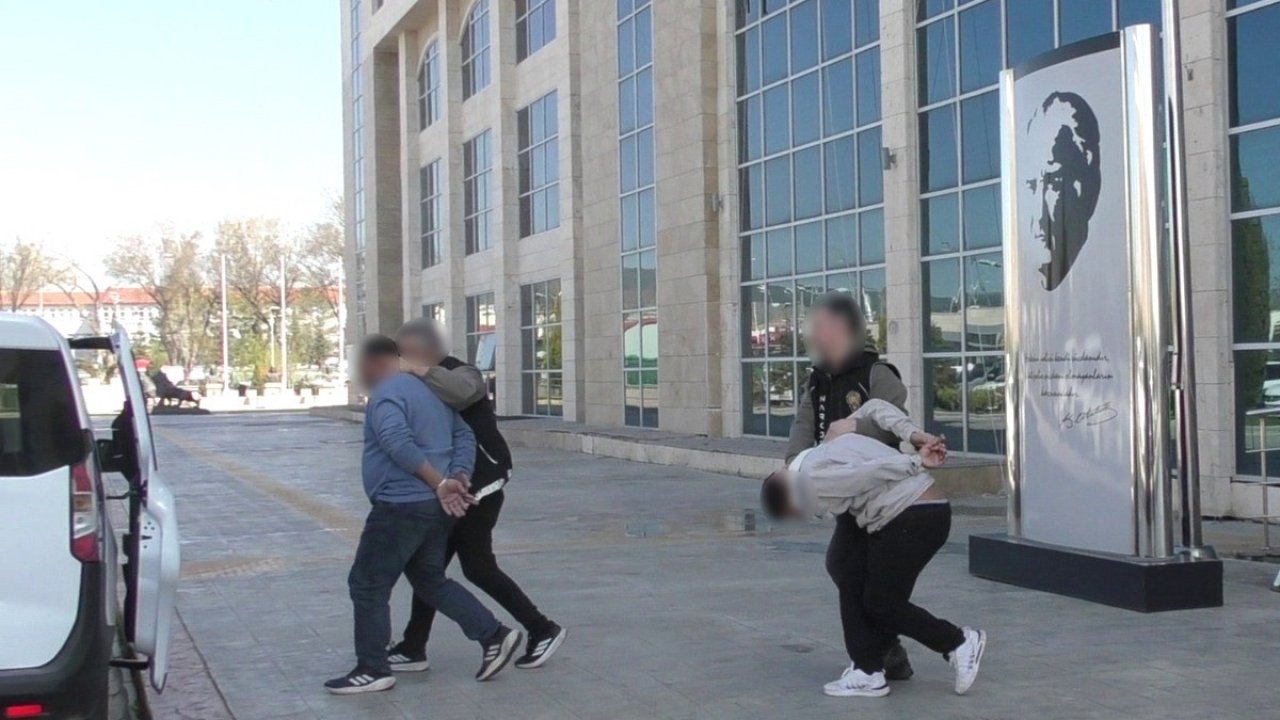 Uşak’ta uyuşturucu operasyonu: 3 tutuklama