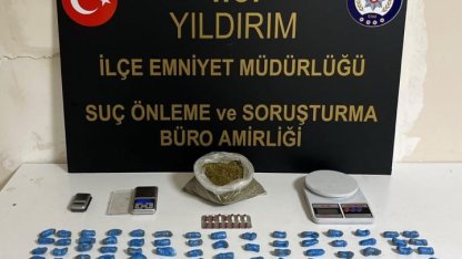 Uyuşturucuyu tavan arasına sakladılar… Polis tek tek ortaya çıkardı