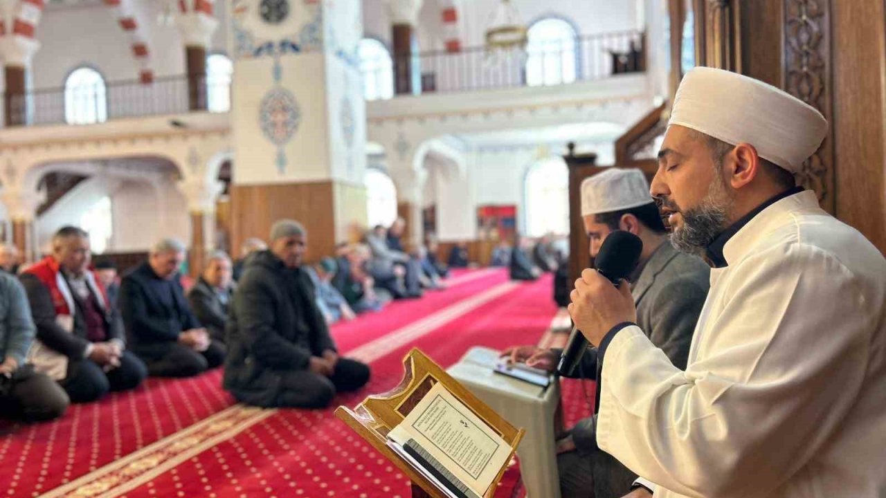 Van’da şehitler için Mevlid-i Şerif programı düzenlendi