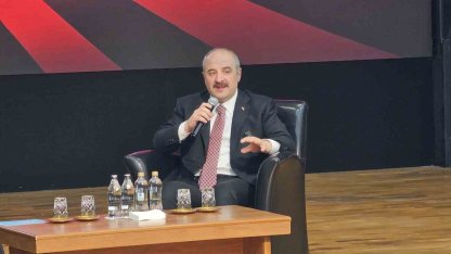 Varank: "Türkiye Yüzyılı’nı mazlum milletler için de inşa etmek mecburiyetindeyiz"