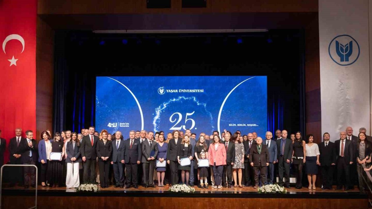 Yaşar Üniversitesi’nde 25’nci yıl gururu