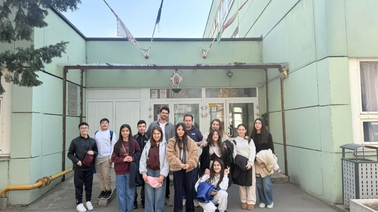 Yenipazarlı öğrenciler Erasmus ile Budapeşte’de eğitim deneyimi yaşadı