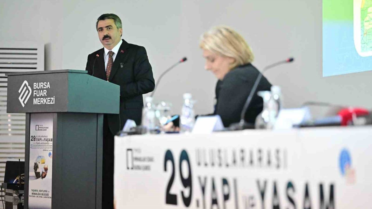 Yıldırım geleceği inşa ediyor