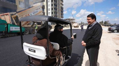 Yılmaz, asfalt çalışmalarını yerinde inceledi