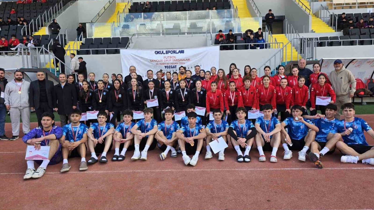 Yozgat’ta 288 sporcunun katıldığı Okul Sporları Futbol Müsabakaları tamamlandı