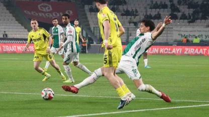 Ziraat Türkiye Kupası: Konyaspor: 0 - Fenerbahçe: 0 (İlk yarı)