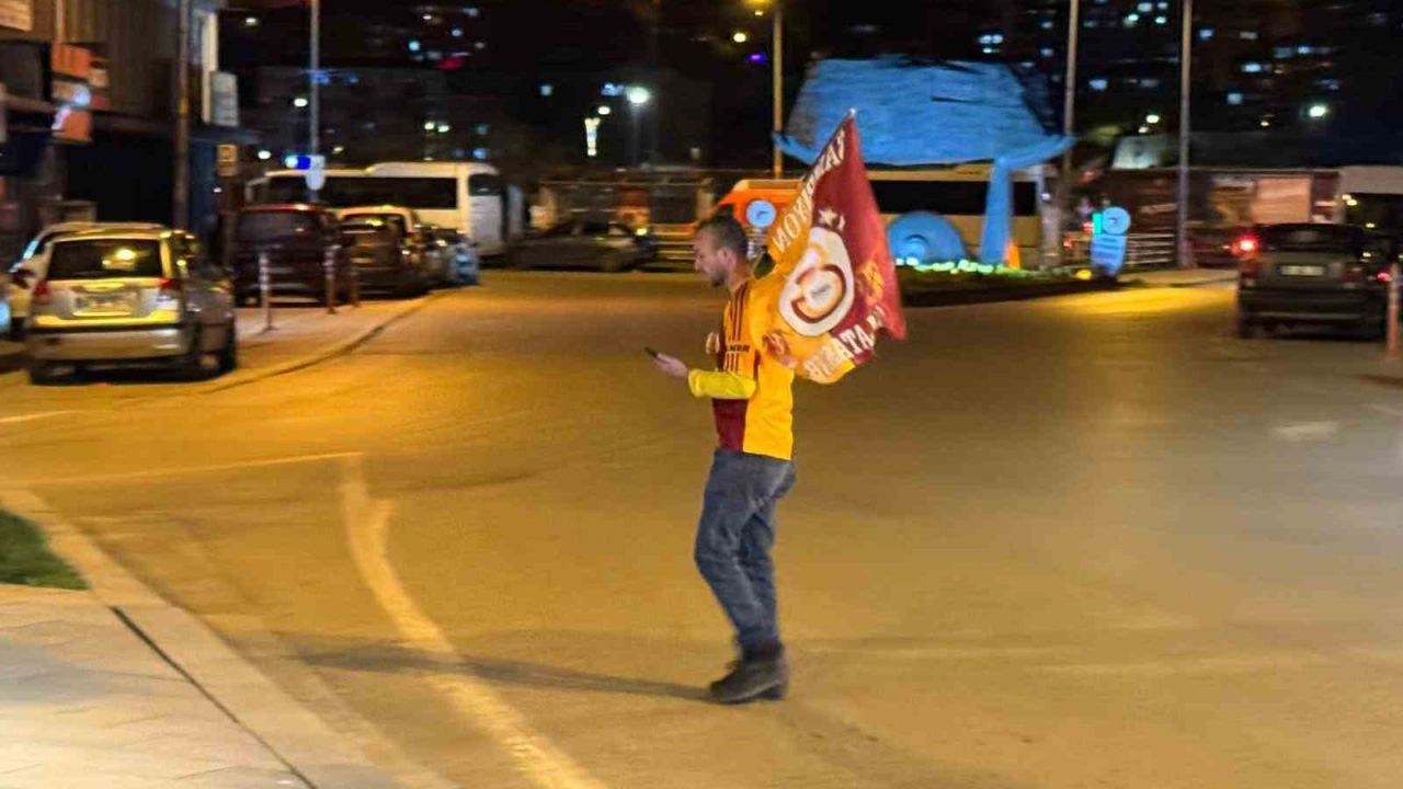 Zonguldak’ta taraftarlar Galatasaray’ın galibiyetini kutladı