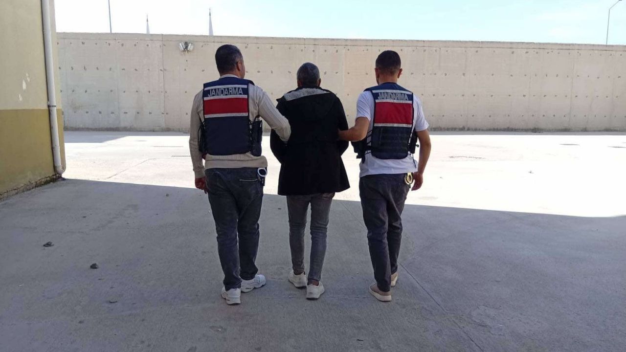 11 yıl kesinleşmiş hapis cezasıyla aranan iki şahıs yakalandı