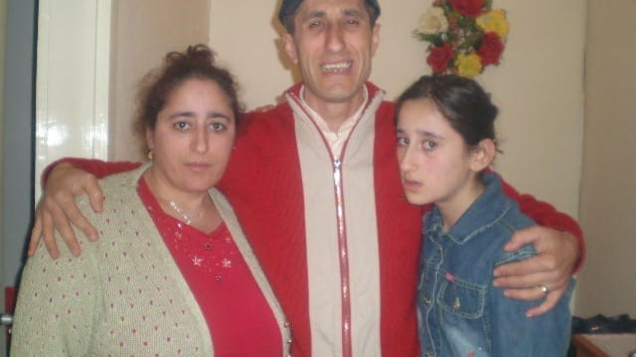 15 yıldır kayıp kızının izini süren gözü yaşlı anne: "Gülistan Doku dosyası ile umutlandık, bir mezar bile insana umuttur"