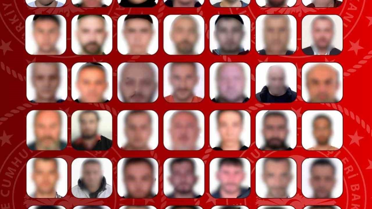 27’si kırmızı bültenle aranan 48 suçlu Türkiye’ye getirildi