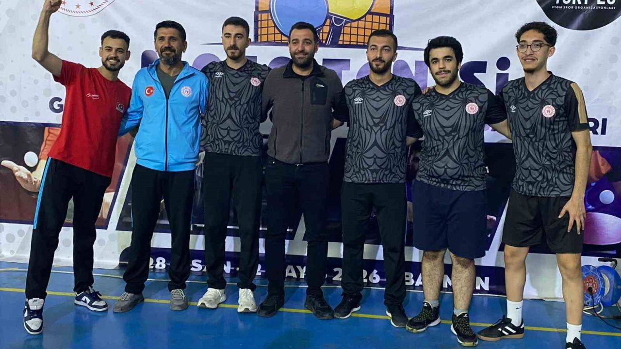 Adıyaman Veysel Karani Erkek Yurdu’ndan Güneydoğu’da şampiyonluk gururu