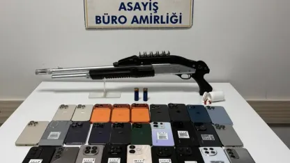 Akşehir’de kaçak cep telefonu operasyonu