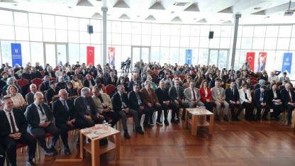 Anadolu’nun seramik kültürü Bursa’da konuşuldu