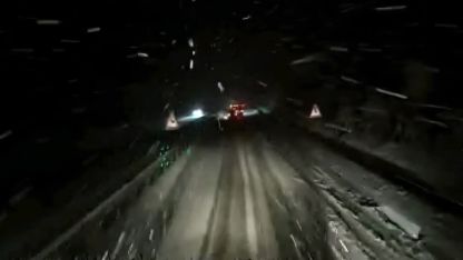 Ani kar yağışı nedeniyle bazı yollar ulaşıma kapatıldı