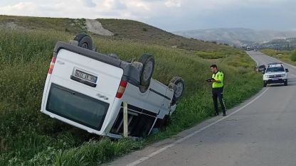 Ankara’da kontrolden çıkan minibüs devrildi: 1 ölü