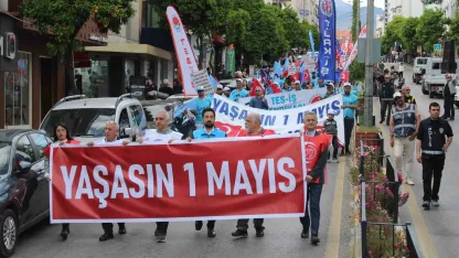 Aydın’da ’işçiler’ için yürüdüler